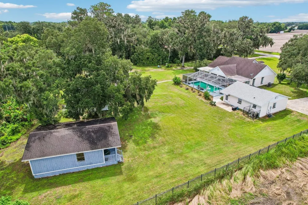 408 HOLLOWAY ROAD Plant City, FL 33567
