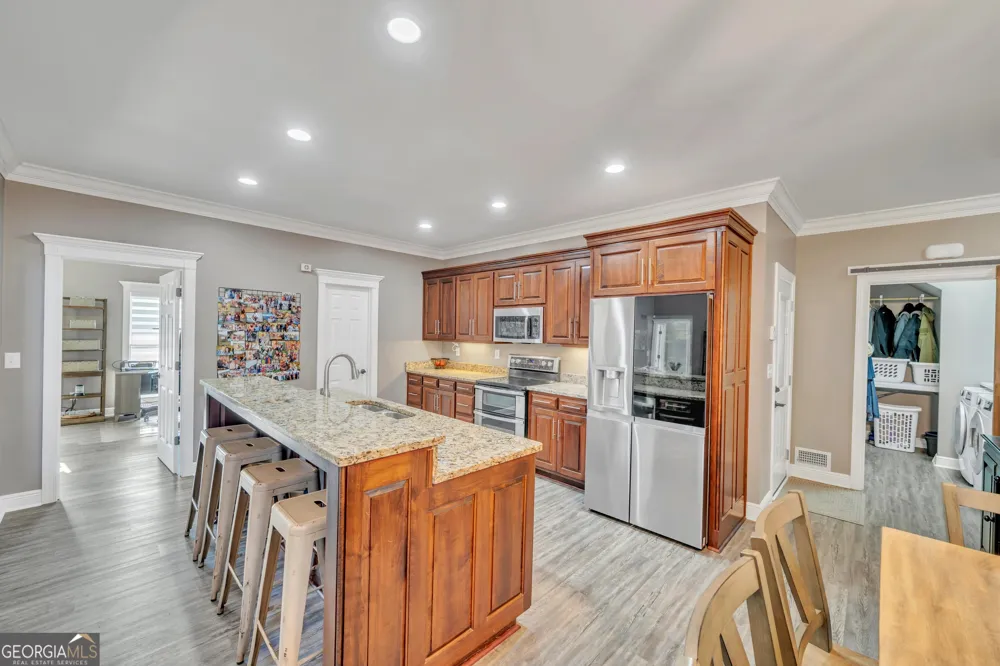 2717 Old Eastman RD Cadwell, GA 31009
