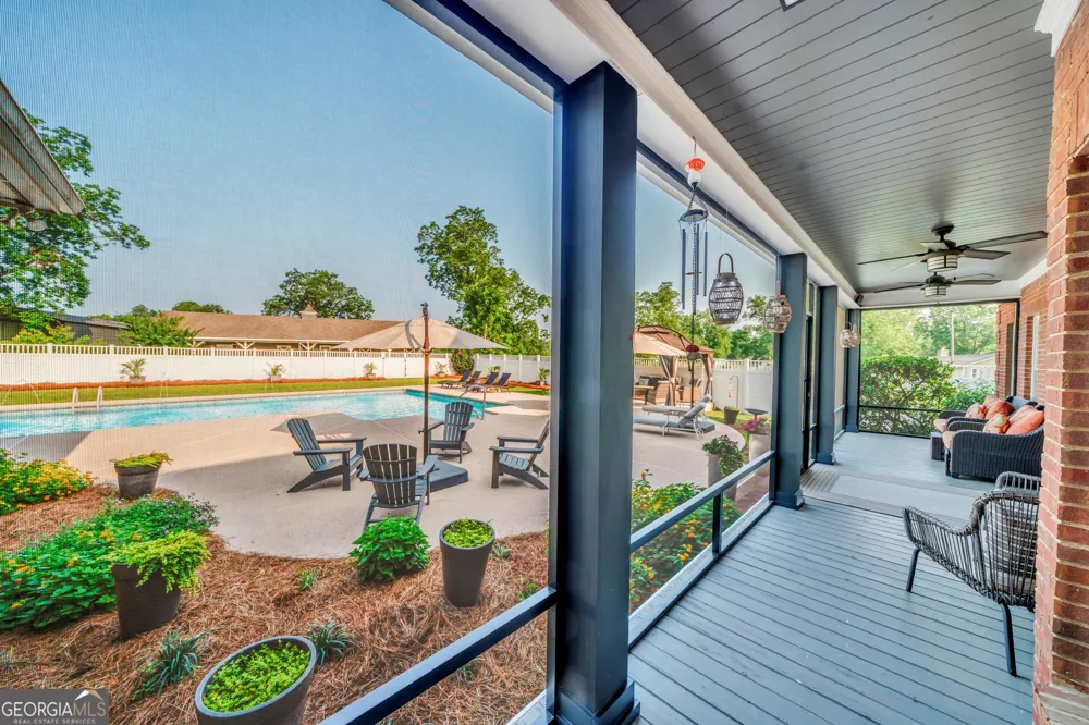 2717 Old Eastman RD Cadwell, GA 31009
