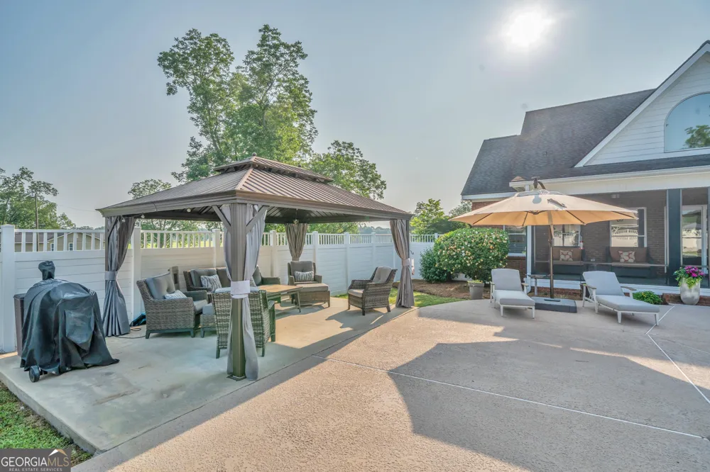 2717 Old Eastman RD Cadwell, GA 31009