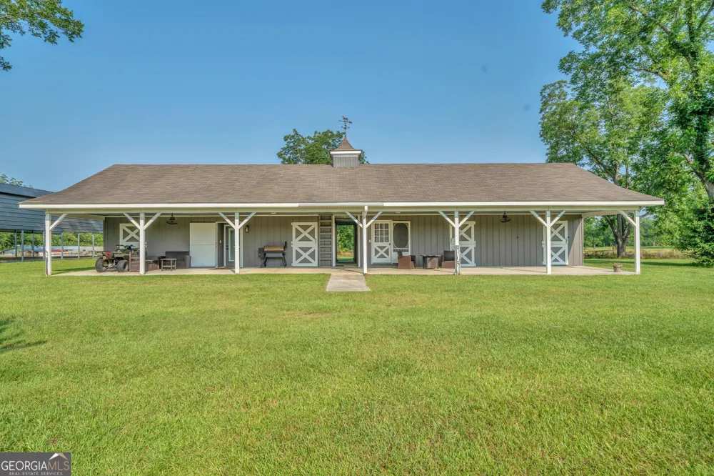 2717 Old Eastman RD Cadwell, GA 31009