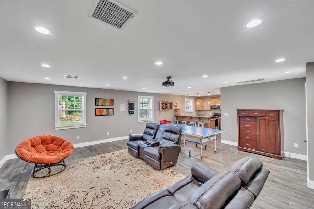 2717 Old Eastman RD Cadwell, GA 31009