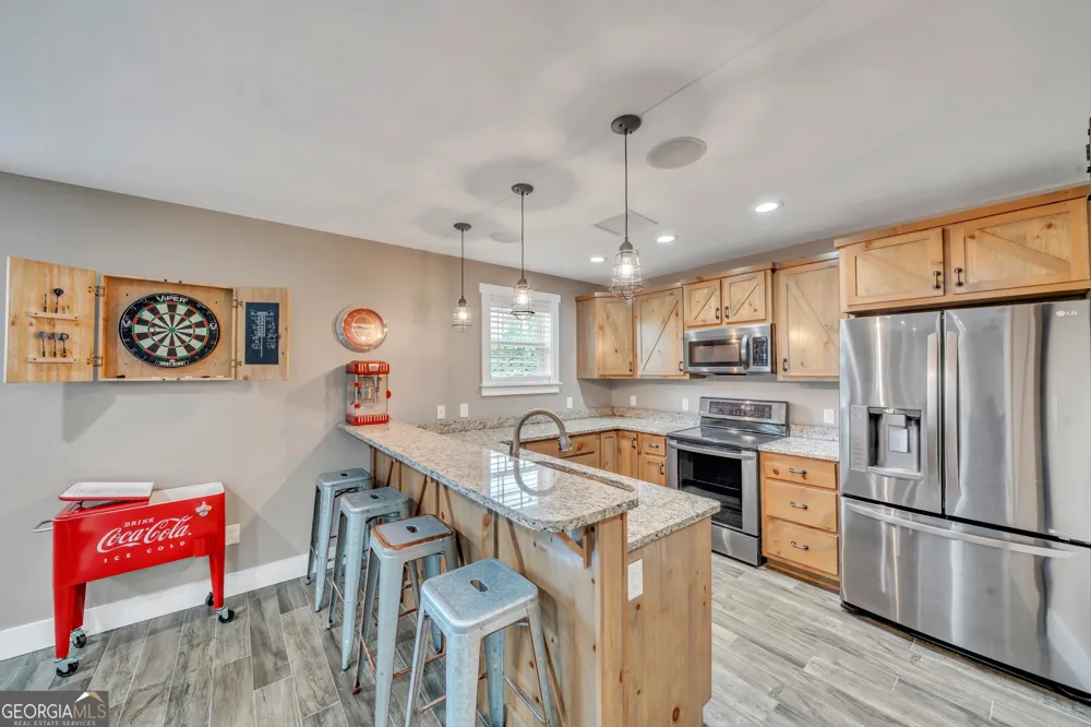 2717 Old Eastman RD Cadwell, GA 31009