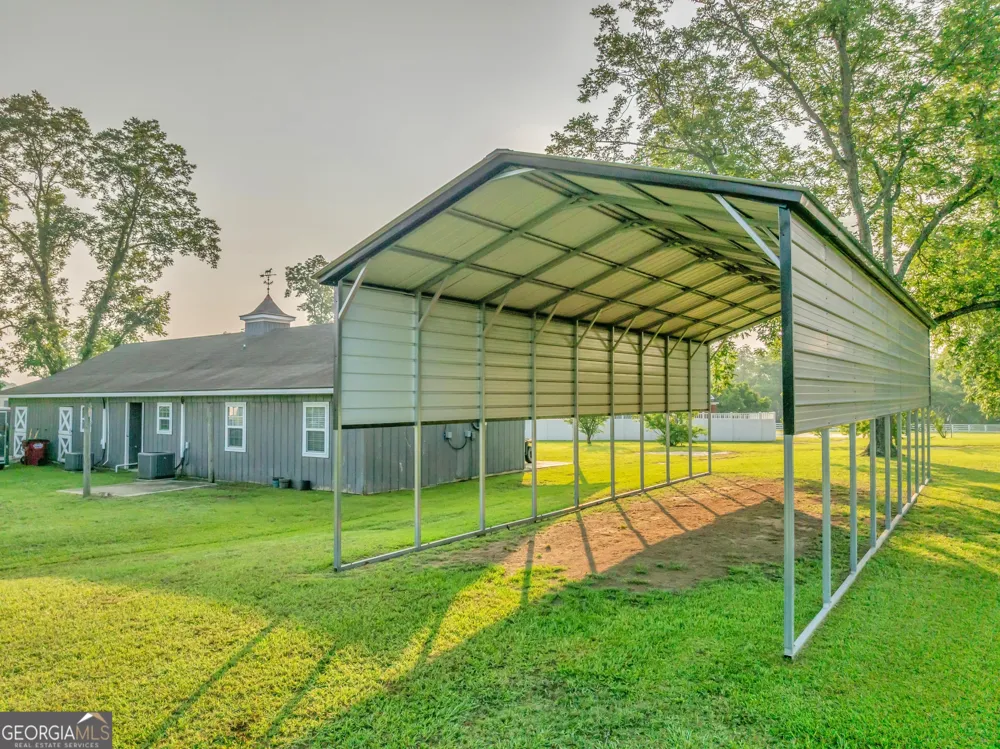 2717 Old Eastman RD Cadwell, GA 31009