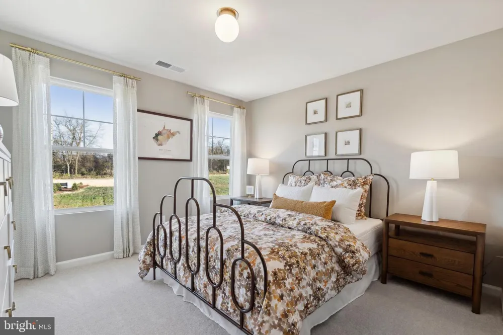 11 FORTUNA ROAD Charles Town, WV 25414