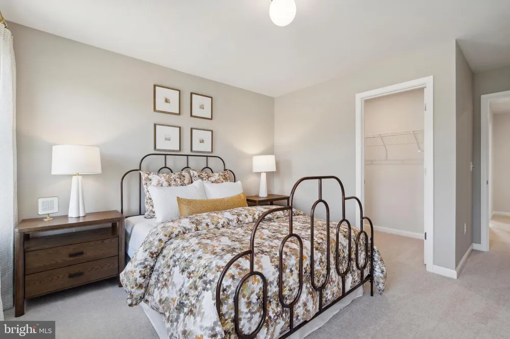 11 FORTUNA ROAD Charles Town, WV 25414