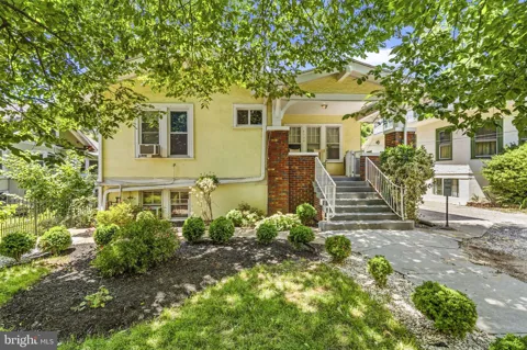 7126 CARROLL AVENUE #1