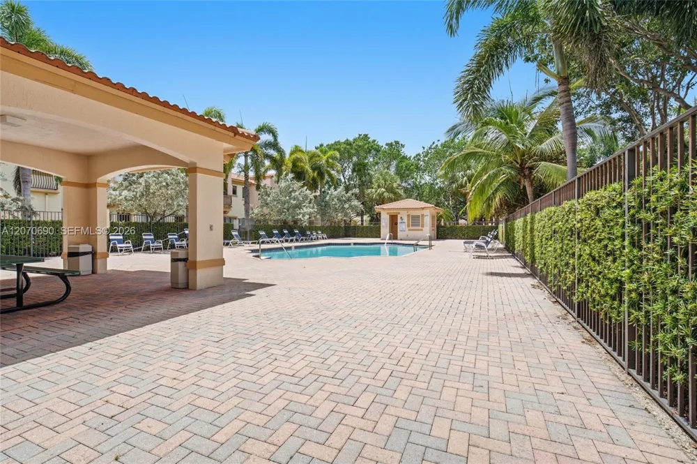 4758 Cypress St Coconut Creek, FL 33073