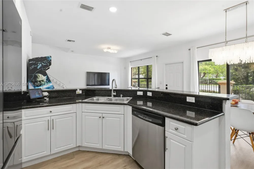 4758 Cypress St Coconut Creek, FL 33073