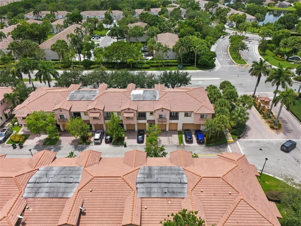 4758 Cypress St Coconut Creek, FL 33073