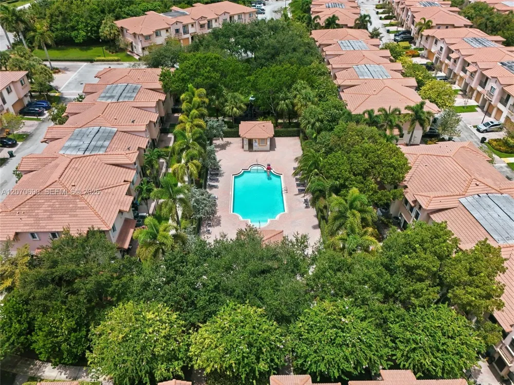 4758 Cypress St Coconut Creek, FL 33073