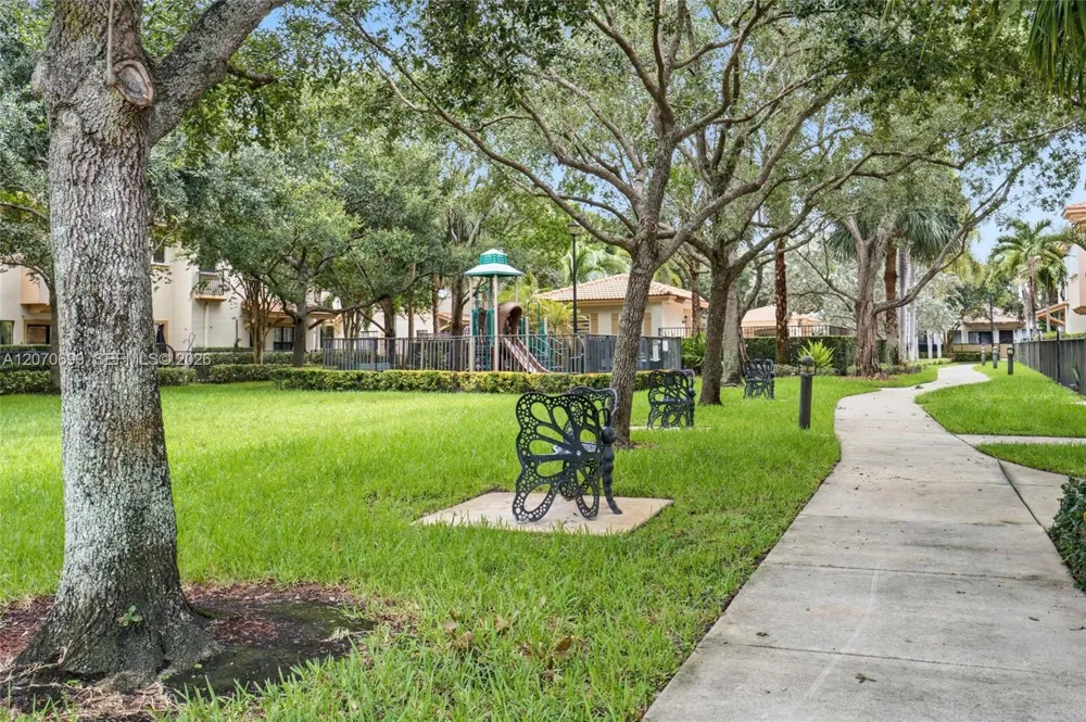 4758 Cypress St Coconut Creek, FL 33073
