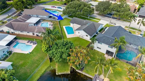 2760 SW 86th Way
