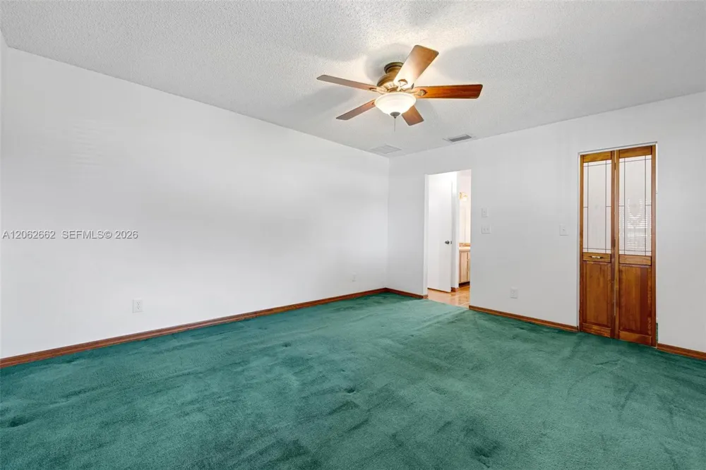 2760 SW 86th Way Davie, FL 33328