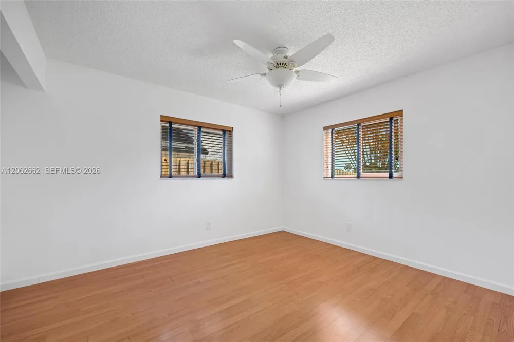 2760 SW 86th Way Davie, FL 33328