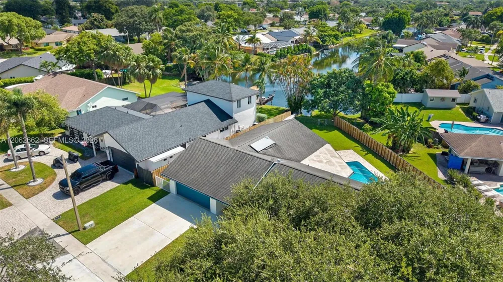 2760 SW 86th Way Davie, FL 33328