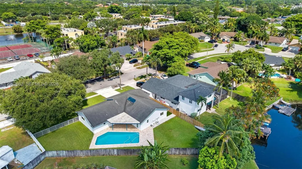 2760 SW 86th Way Davie, FL 33328