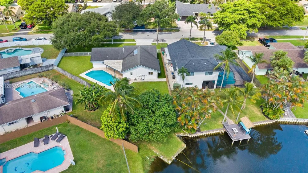 2760 SW 86th Way Davie, FL 33328