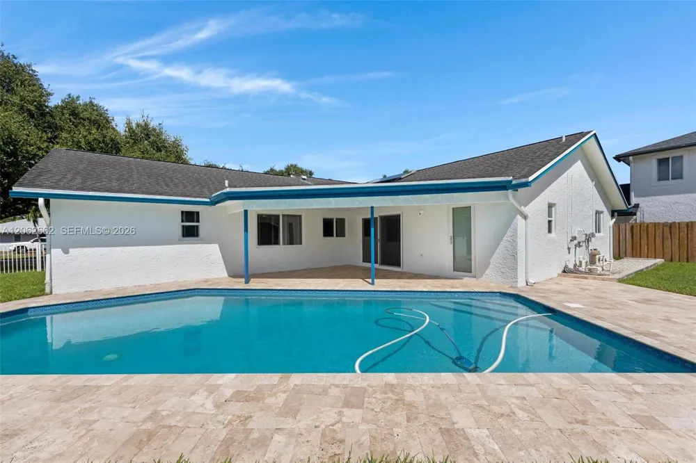 2760 SW 86th Way Davie, FL 33328