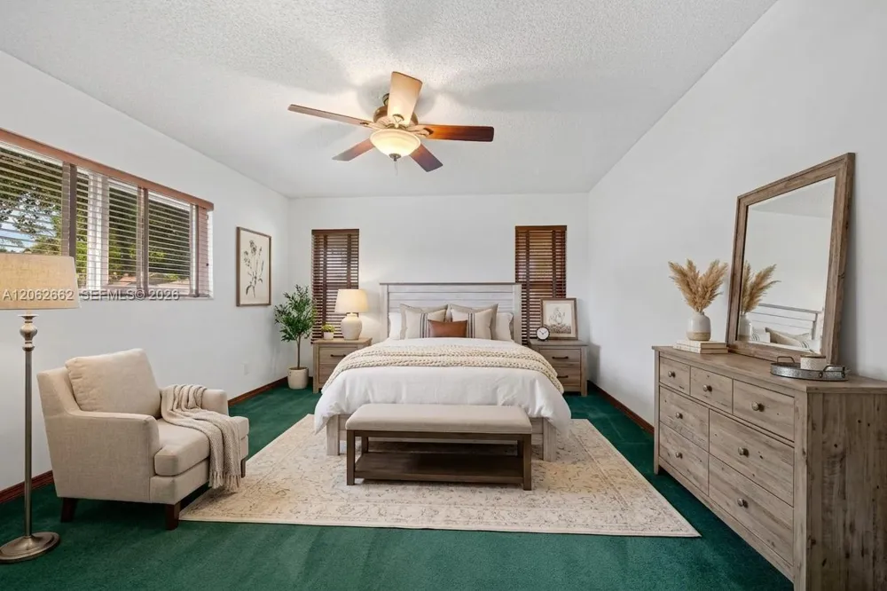 2760 SW 86th Way Davie, FL 33328