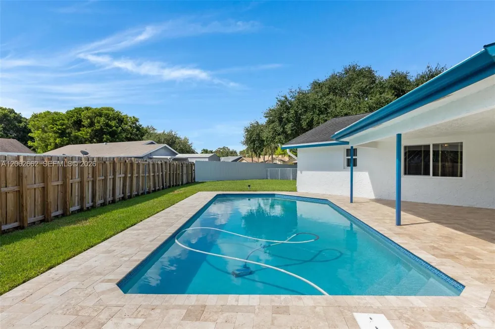 2760 SW 86th Way Davie, FL 33328