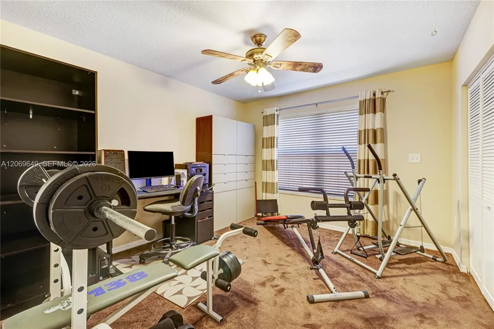 940 NE 117th St Biscayne Park, FL 33161