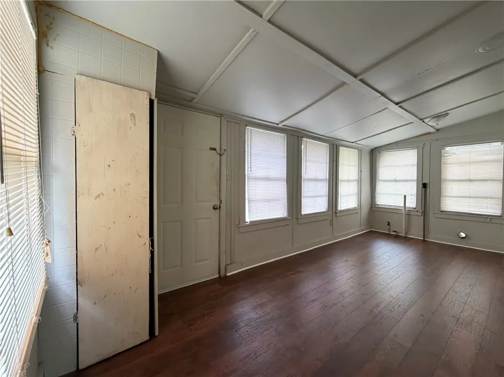 700 W Nettie Kingsville, TX 78363