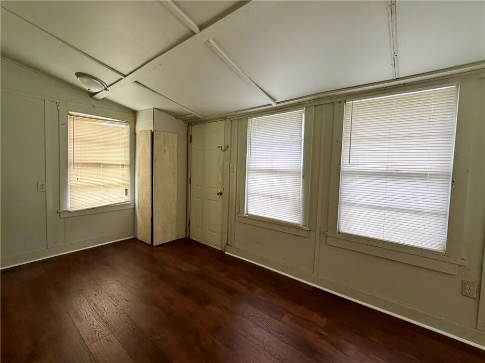 700 W Nettie Kingsville, TX 78363