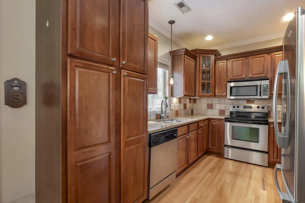 8511 King Arthur Lane Knoxville, TN 37923