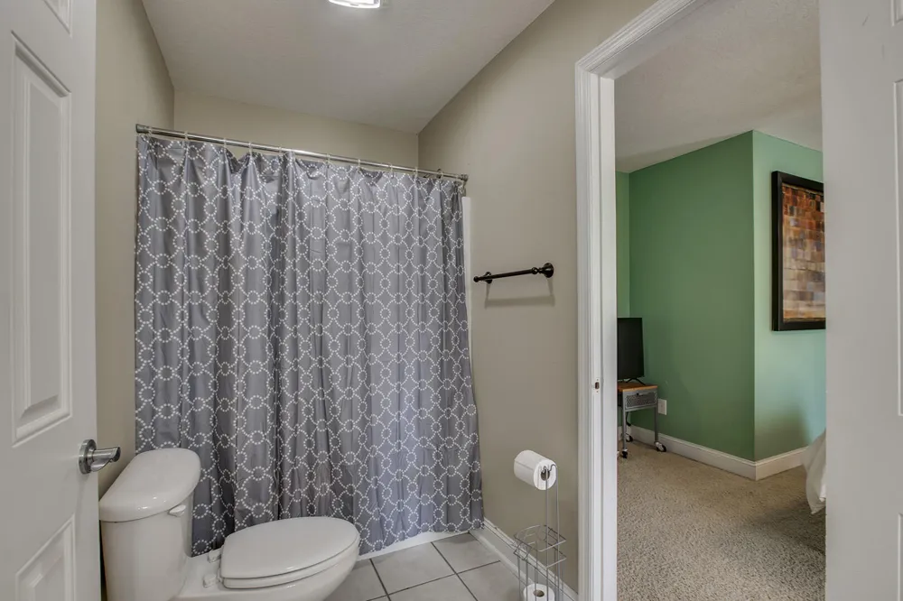 8511 King Arthur Lane Knoxville, TN 37923