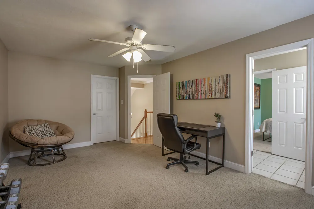 8511 King Arthur Lane Knoxville, TN 37923