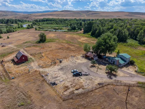 2705 Highway 40
