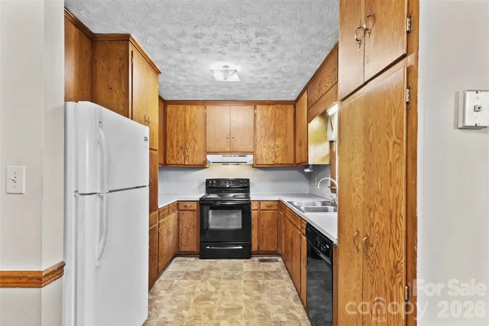 7804 Matthew Miller Road Vale, NC 28168