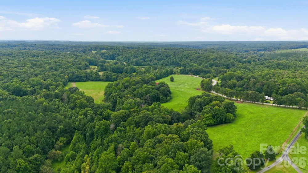 4650 Forest View Road Blacksburg, SC 29702