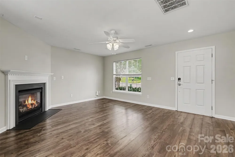 7674 Black Hawk Lane Tega Cay, SC 29708