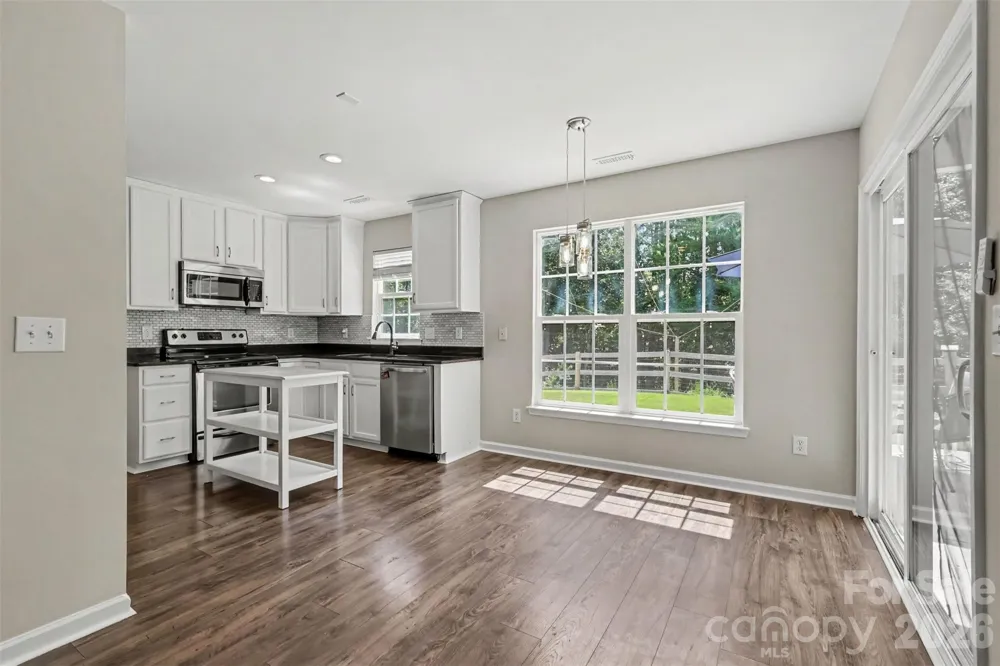 7674 Black Hawk Lane Tega Cay, SC 29708