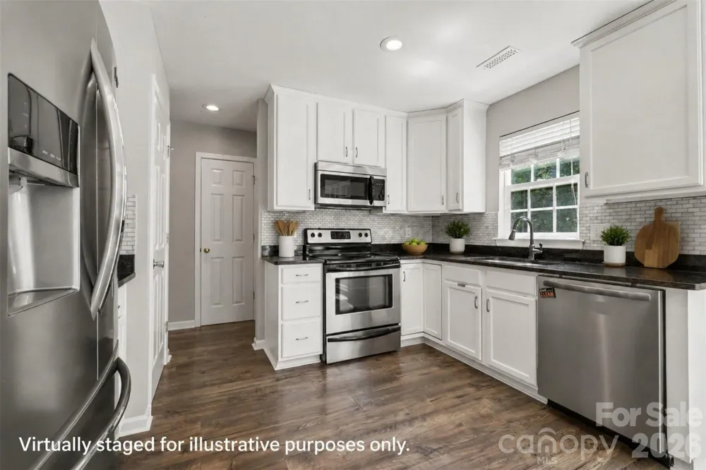 7674 Black Hawk Lane Tega Cay, SC 29708