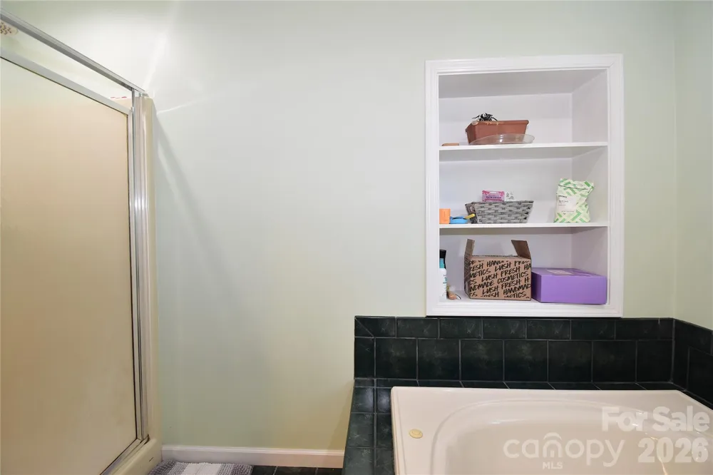 36 Cardinal Lane Candler, NC 28715
