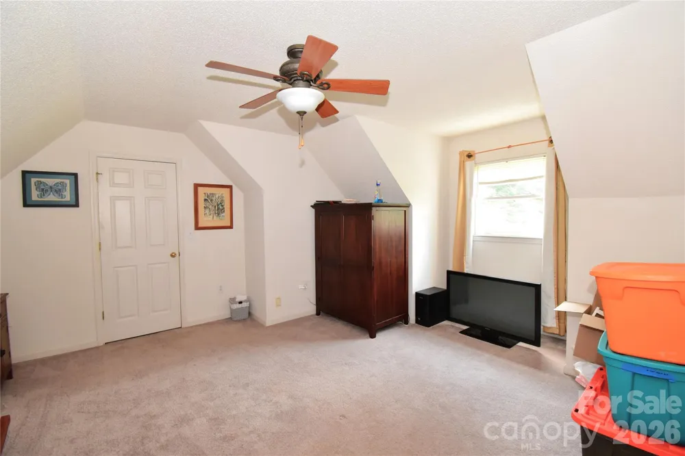 36 Cardinal Lane Candler, NC 28715