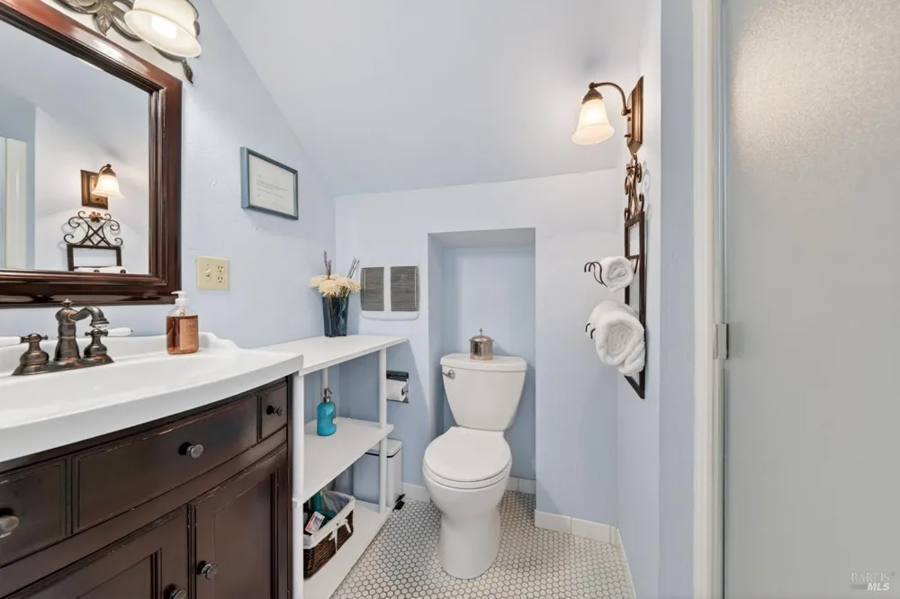 16861 Ocean Drive Fort Bragg, CA 95437