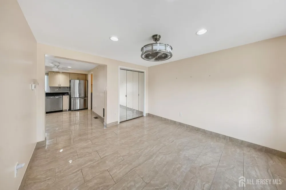 940 E Lincoln Avenue Piscataway, NJ 08854