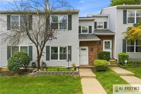 60 Hickory Court