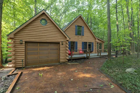 332 Charlestown Colony