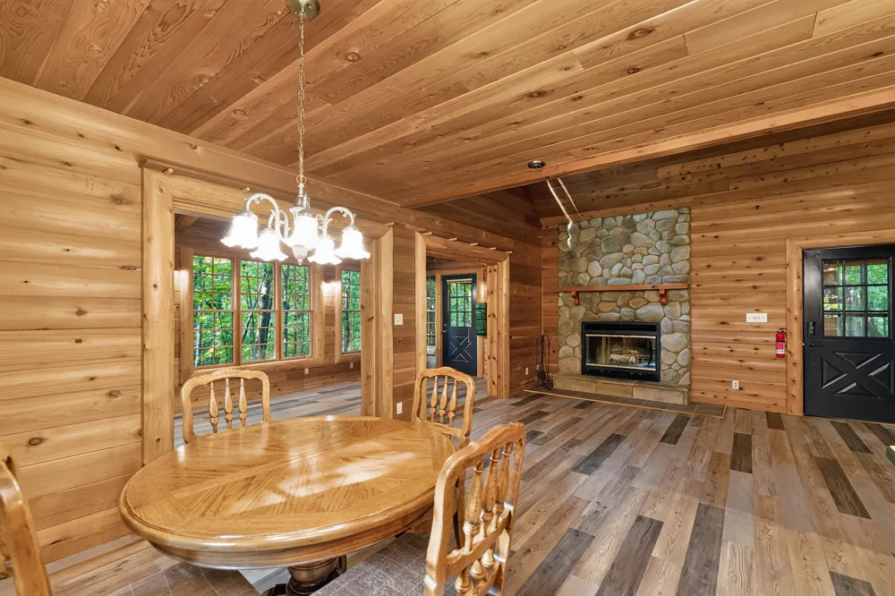 332 Charlestown Colony Buchanan, MI 49107