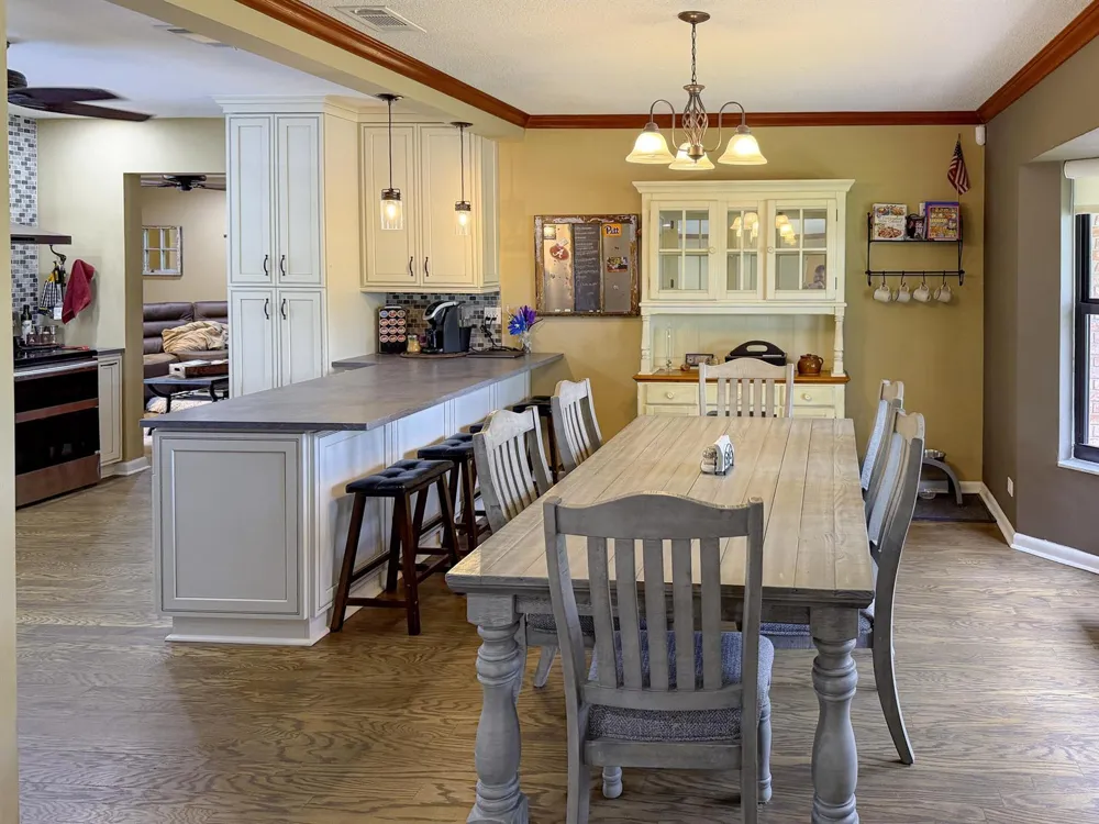 820 NW 73rd Terrace Plantation, FL 33317