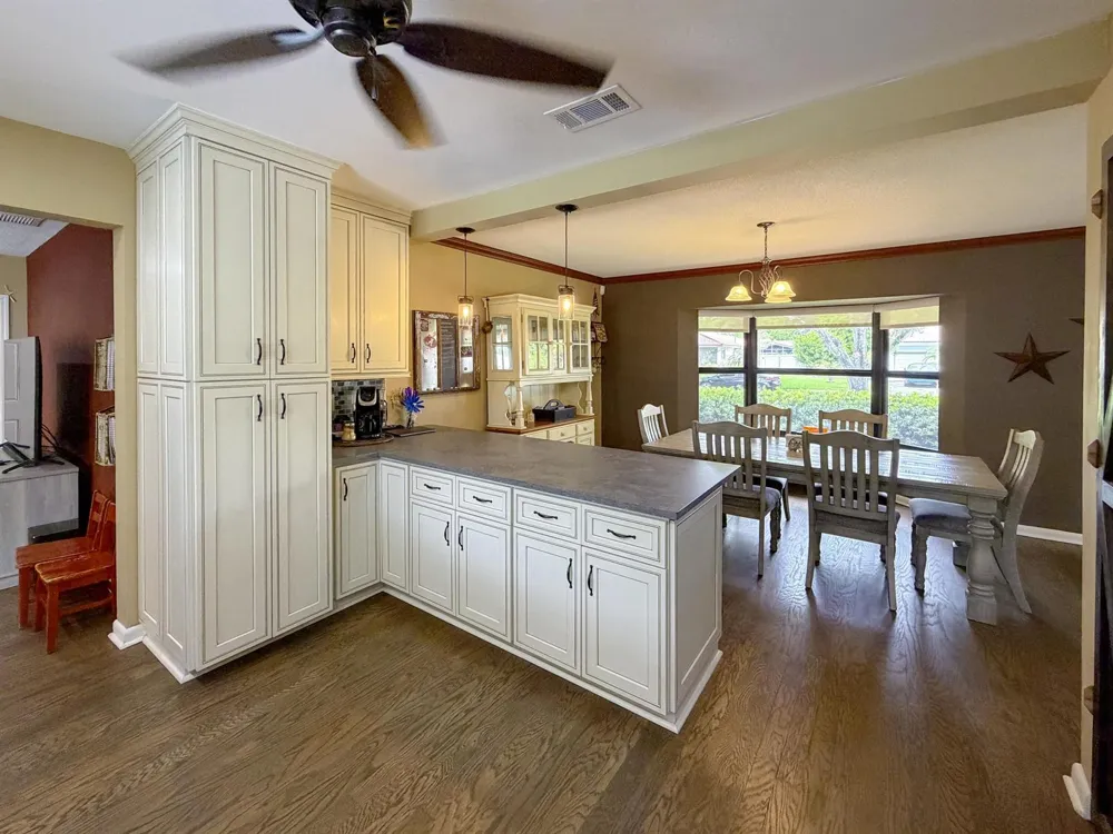 820 NW 73rd Terrace Plantation, FL 33317