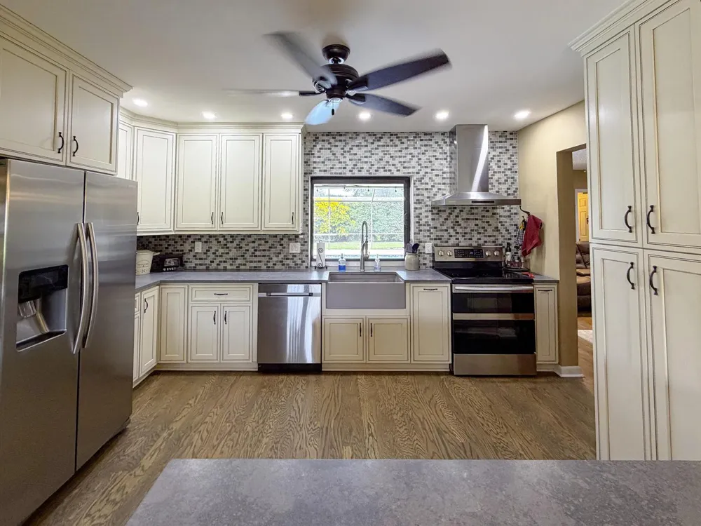 820 NW 73rd Terrace Plantation, FL 33317