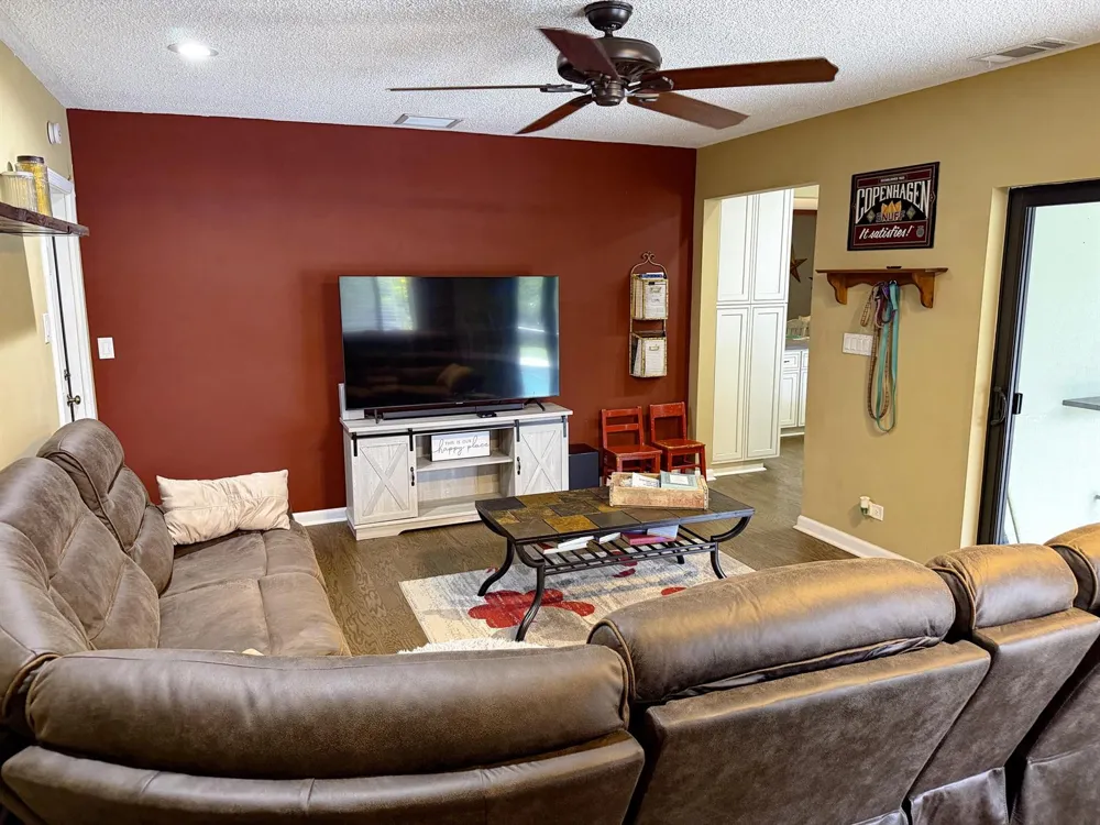 820 NW 73rd Terrace Plantation, FL 33317