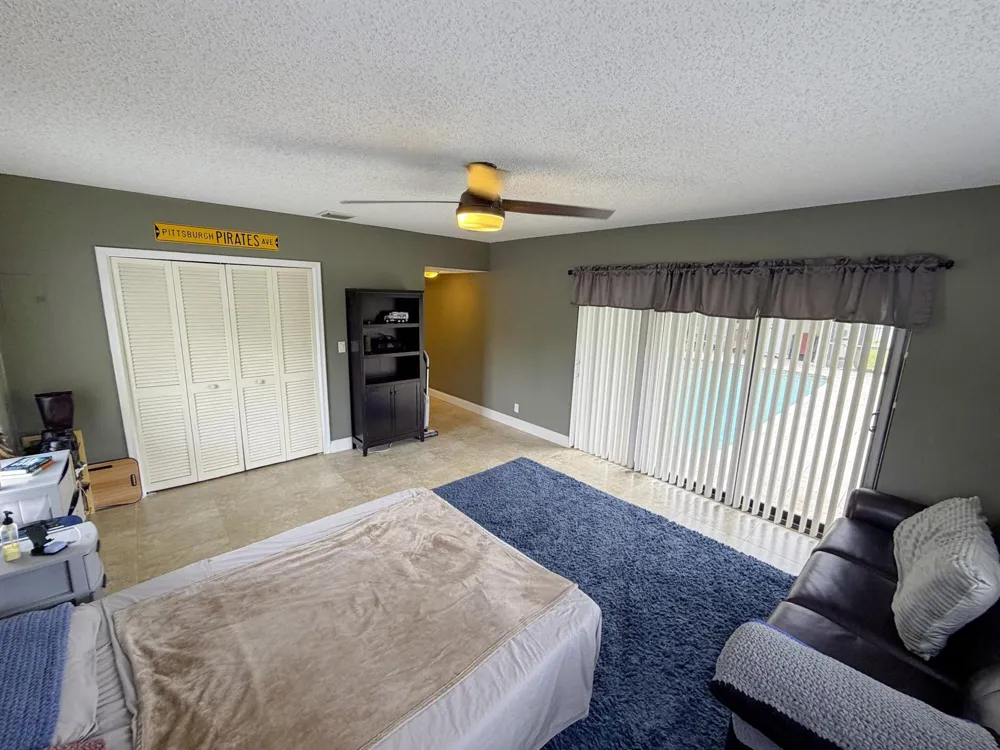 820 NW 73rd Terrace Plantation, FL 33317