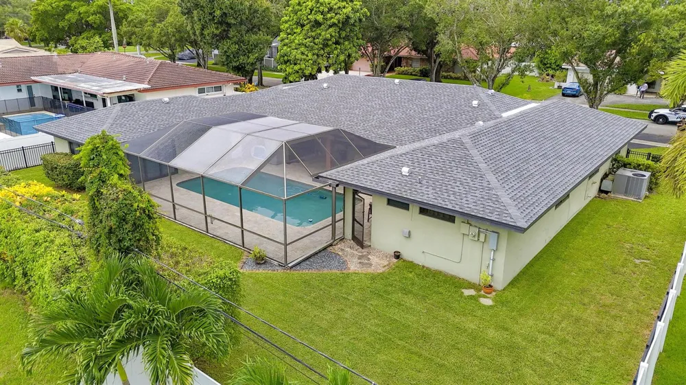 820 NW 73rd Terrace Plantation, FL 33317